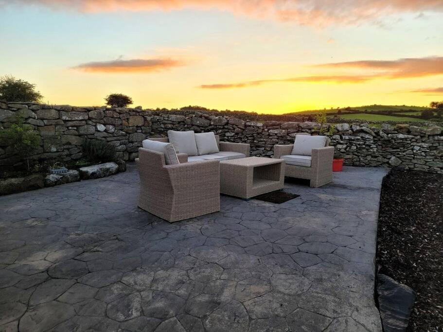 Killawalla Cottage, Westport. Exterior photo